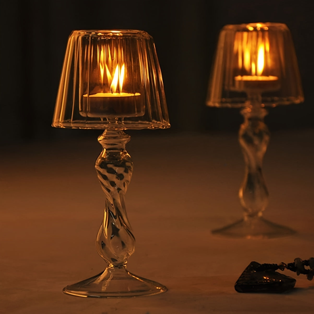 CrystalGlow – Luxurious Glass Table Lamp & Candelabra