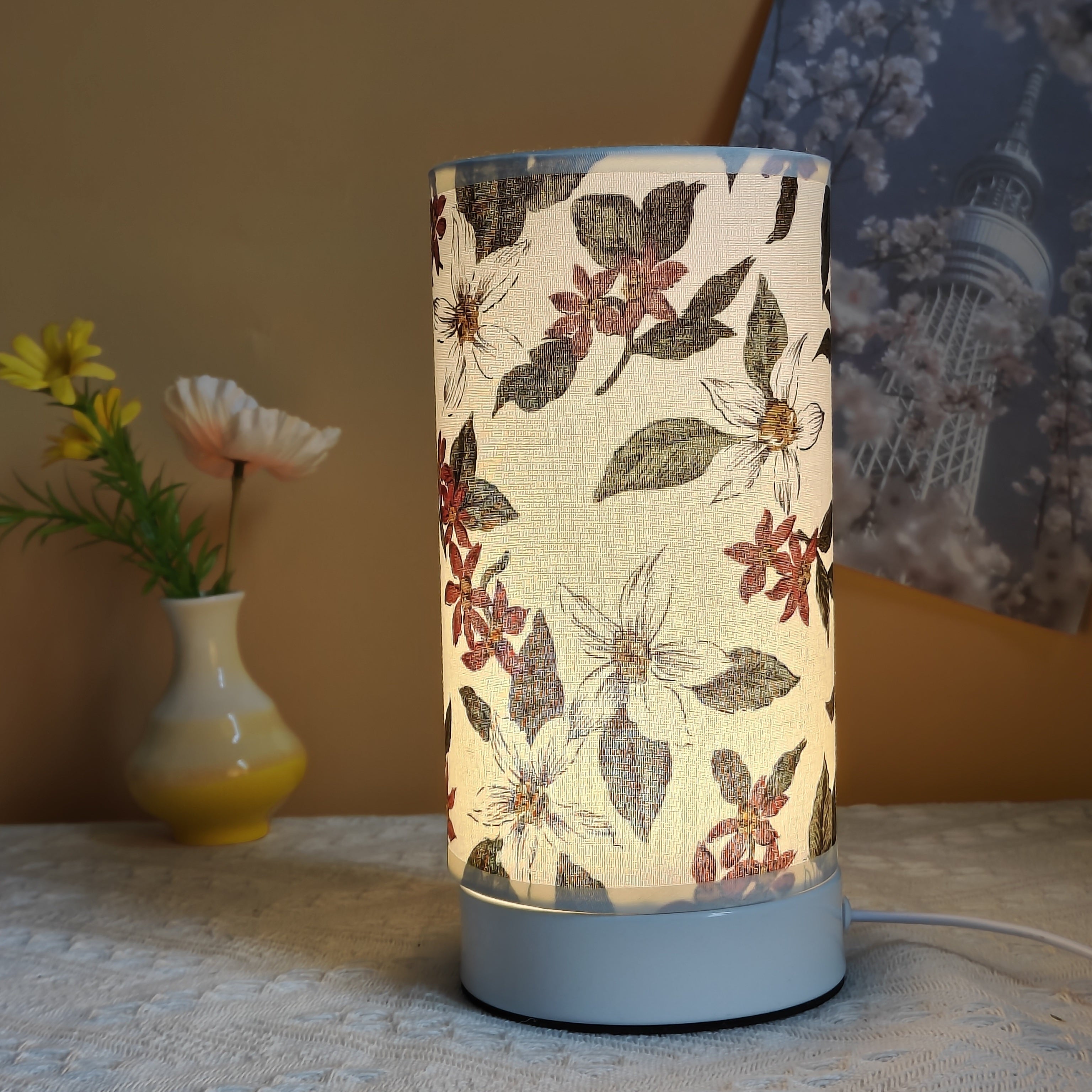 WoodGlow – Creative LED Table Lamp in Wood