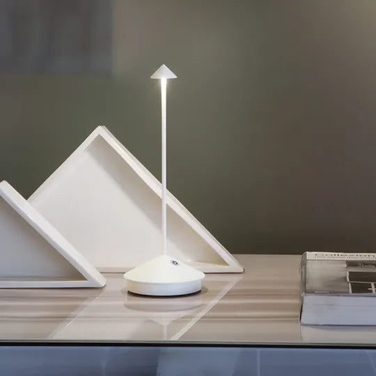 Wireless Spikelight - Waterproof & Dimmable Cordless Lighting