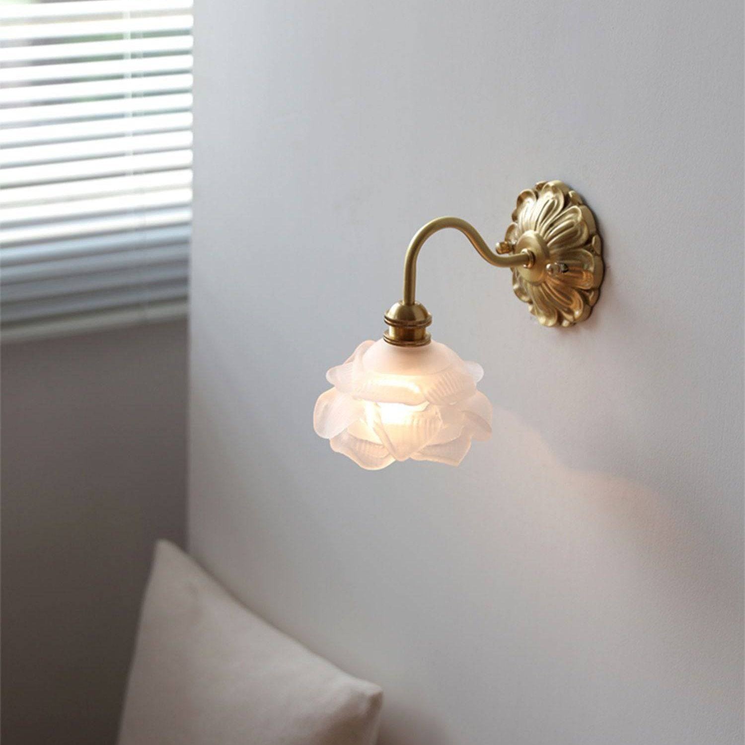 Luxury Ambience - Weathered Glass Wall Lamp with Gooseneck