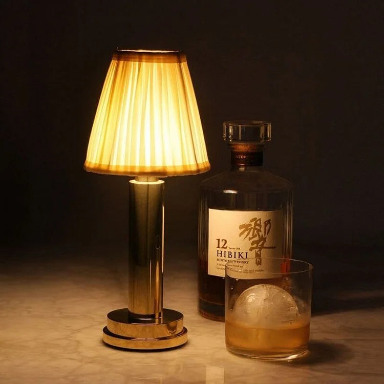 GleamLight Table Lamp - Refined Brass Table Lamp for Modern Lighting and Atmosphere