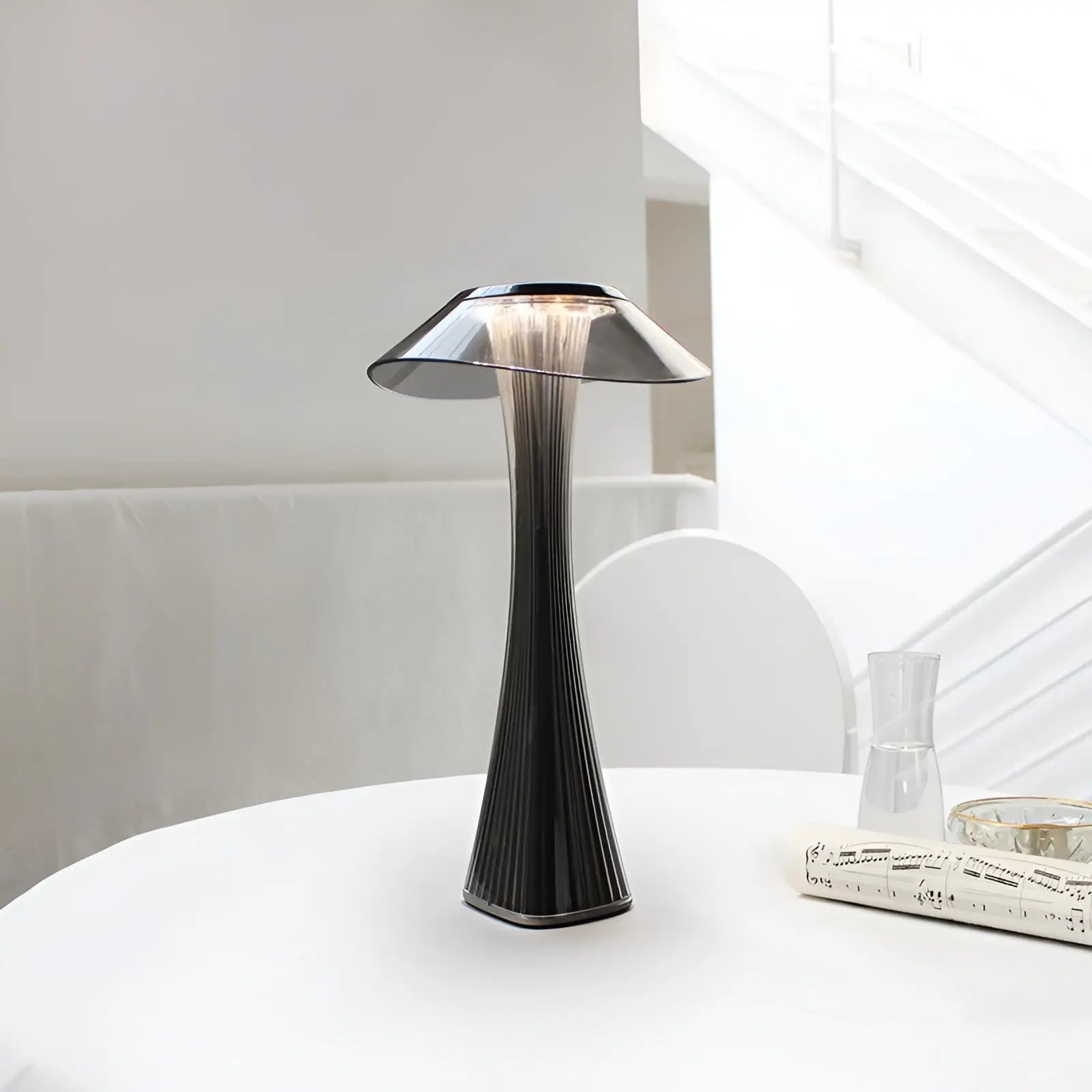 Gior Luxe Desk Lamp – Elegance and Flexibility