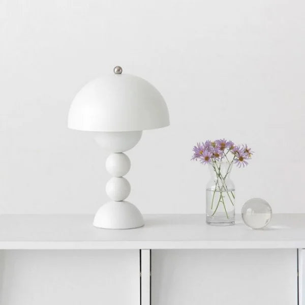 FlowerLight Portable Table Lamp - Artistic LED Table Lamp