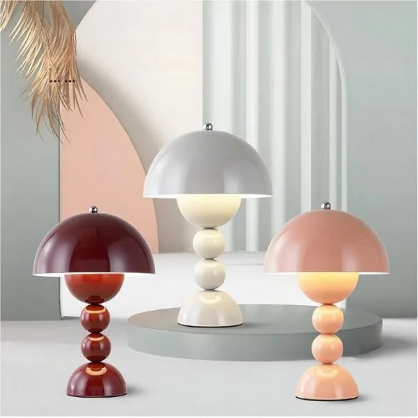 FlowerLight Portable Table Lamp - Artistic LED Table Lamp