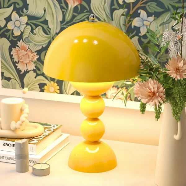 FlowerLight Portable Table Lamp - Artistic LED Table Lamp