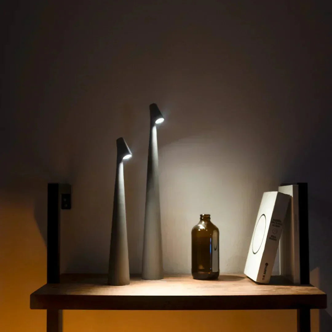 Spark Touch - Elegant Dimmable Wireless Table Lamp