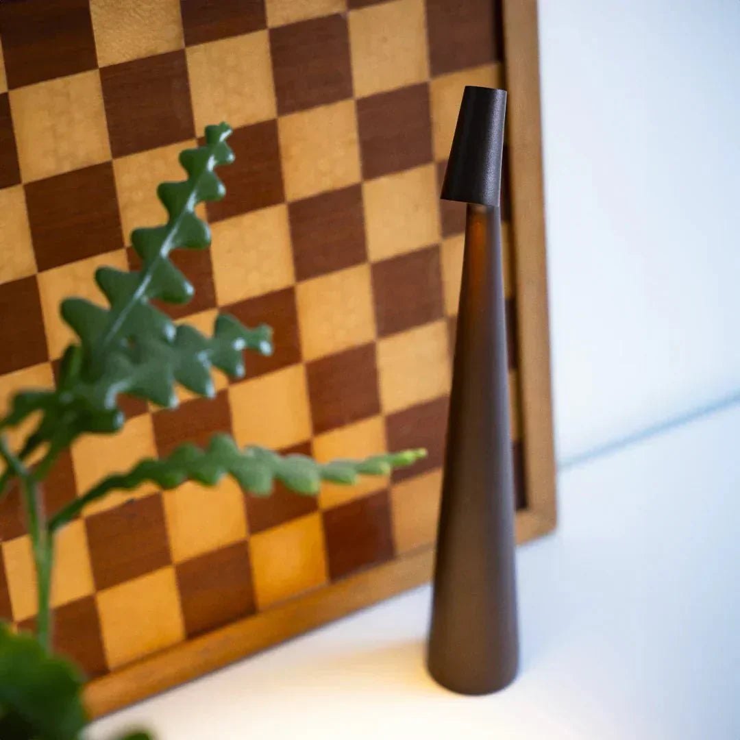Spark Touch - Elegant Dimmable Wireless Table Lamp