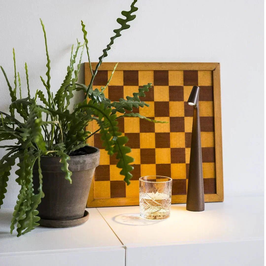 Spark Touch - Elegant Dimmable Wireless Table Lamp