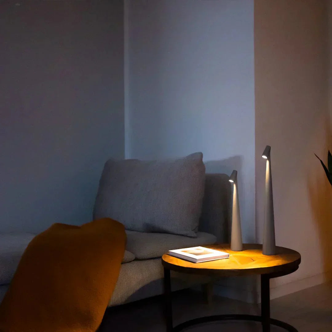 Spark Touch - Elegant Dimmable Wireless Table Lamp