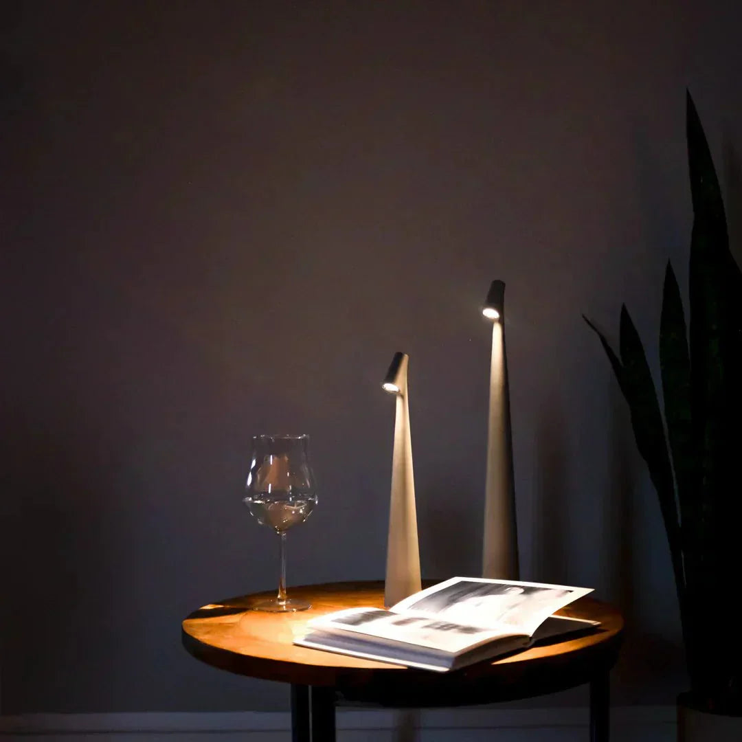 Spark Touch - Elegant Dimmable Wireless Table Lamp