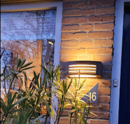 Garden Outdoor Lamp – Tough Black Wall Lamp IP54
