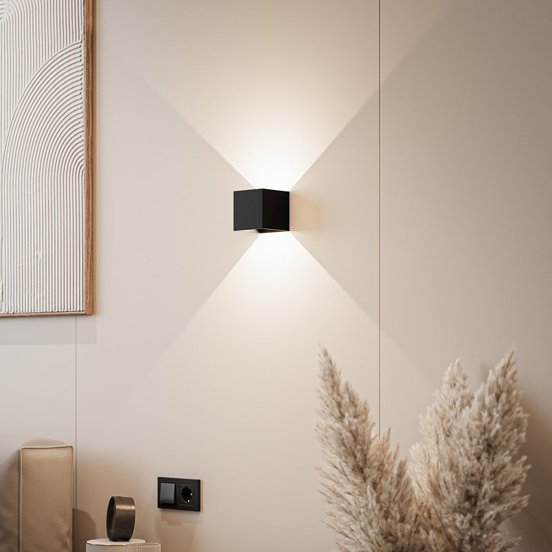 LumiGuard Wall Lamp - Elegant Outdoor Wall Lamp with Warm Light